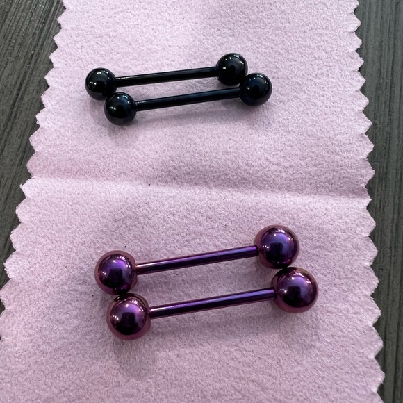 Nipple Jewelry - Picture 2 of 2